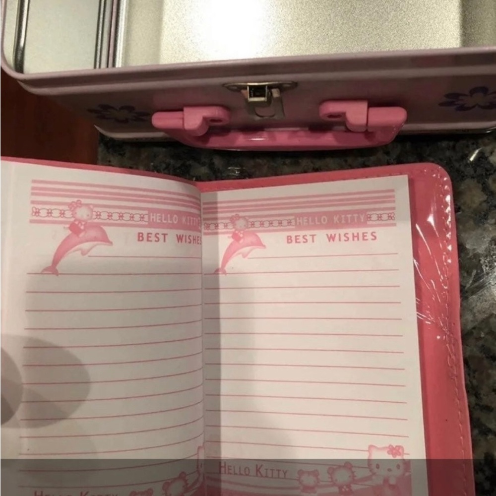 Hello Kitty Lunch Tins, Notepad, Drawstring bag - Picture 14 of 16
